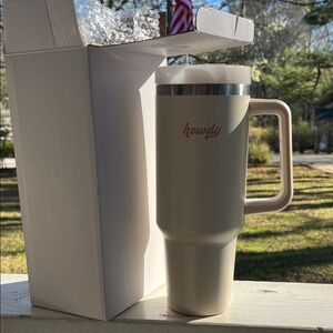 🤠 HOWDY 🐄 Cream Travel Mug